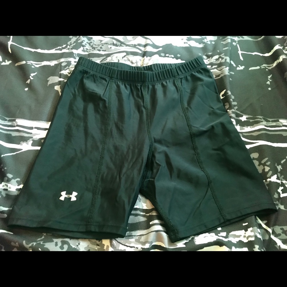 Compression shorts
